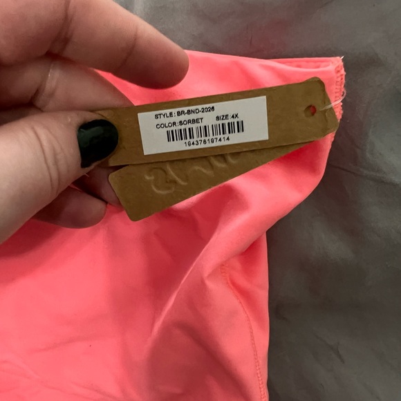 BNWT SKIMS bandeau in sold out colour Sorbet. Size 4X (but runs SMALL). - Picture 3 of 3